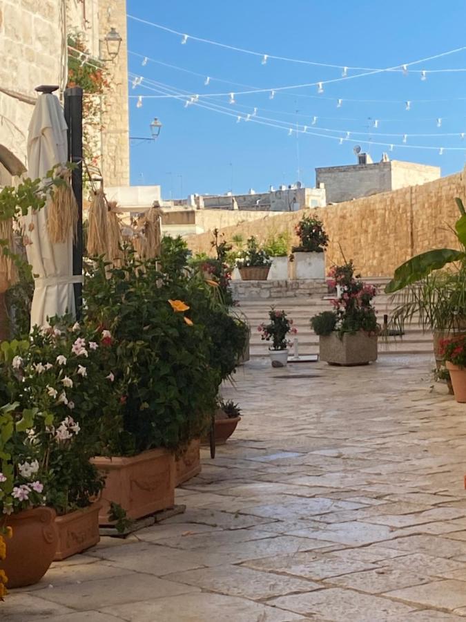 Il Saraceno Apartment โจวีนัซโซ ภายนอก รูปภาพ